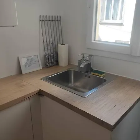 Renove Calme Triangle D'or Canal St Martin Apartment Paris